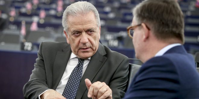 Avramopoulos a King