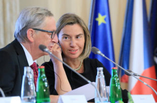 Juncker Mogherini