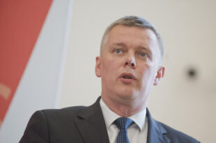 Minister obrany Poľska Tomasz Siemoniak. PHOTO TASR - Michal Svítok