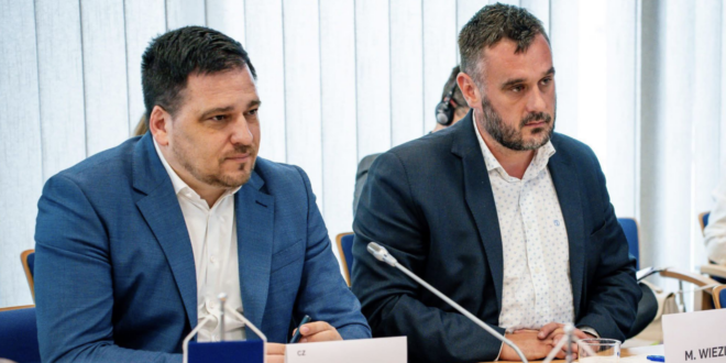 Europoslanci Michal Wiezik a Tomáš Zdechovský. PHOTO: FB MW