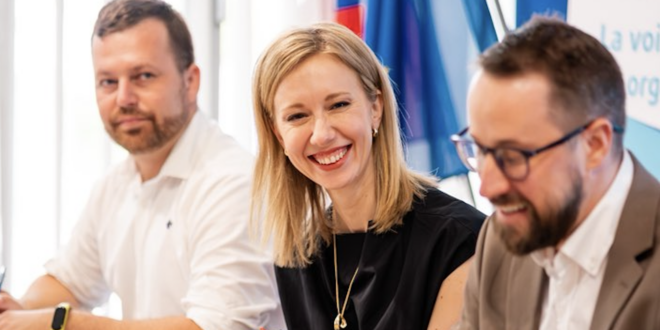 Lucia Yar, europoslanyňa /PS, RE/. PHOTO: FB LY.