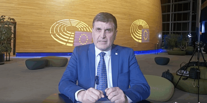 Branislav Ondruš, nezaradený poslanec Európskeho parlamentu /HLAS-SD/. PHOTO: FB BO.